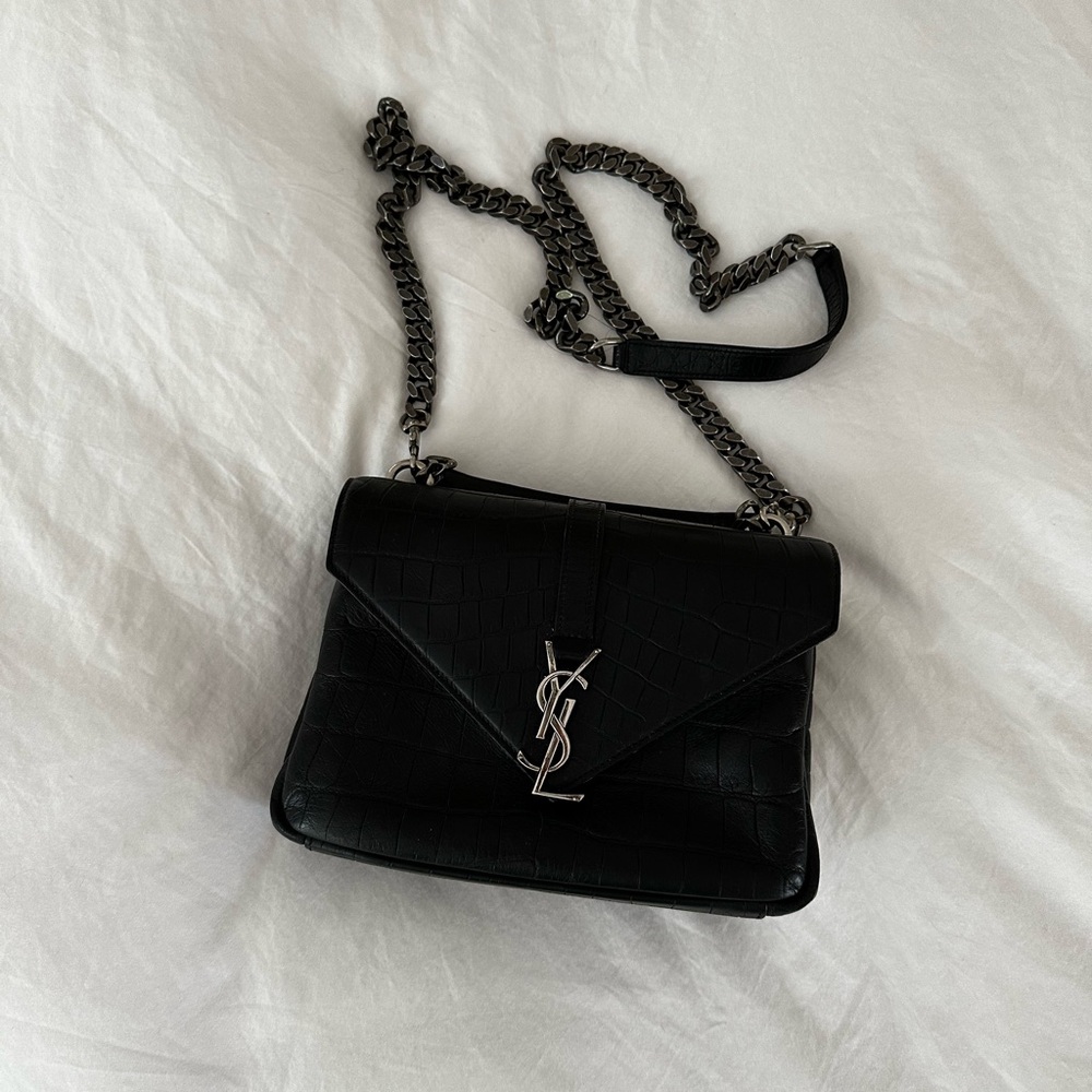 Saint Laurent
Classic Monogram College Bag Crocodile Embossed Leather Medium